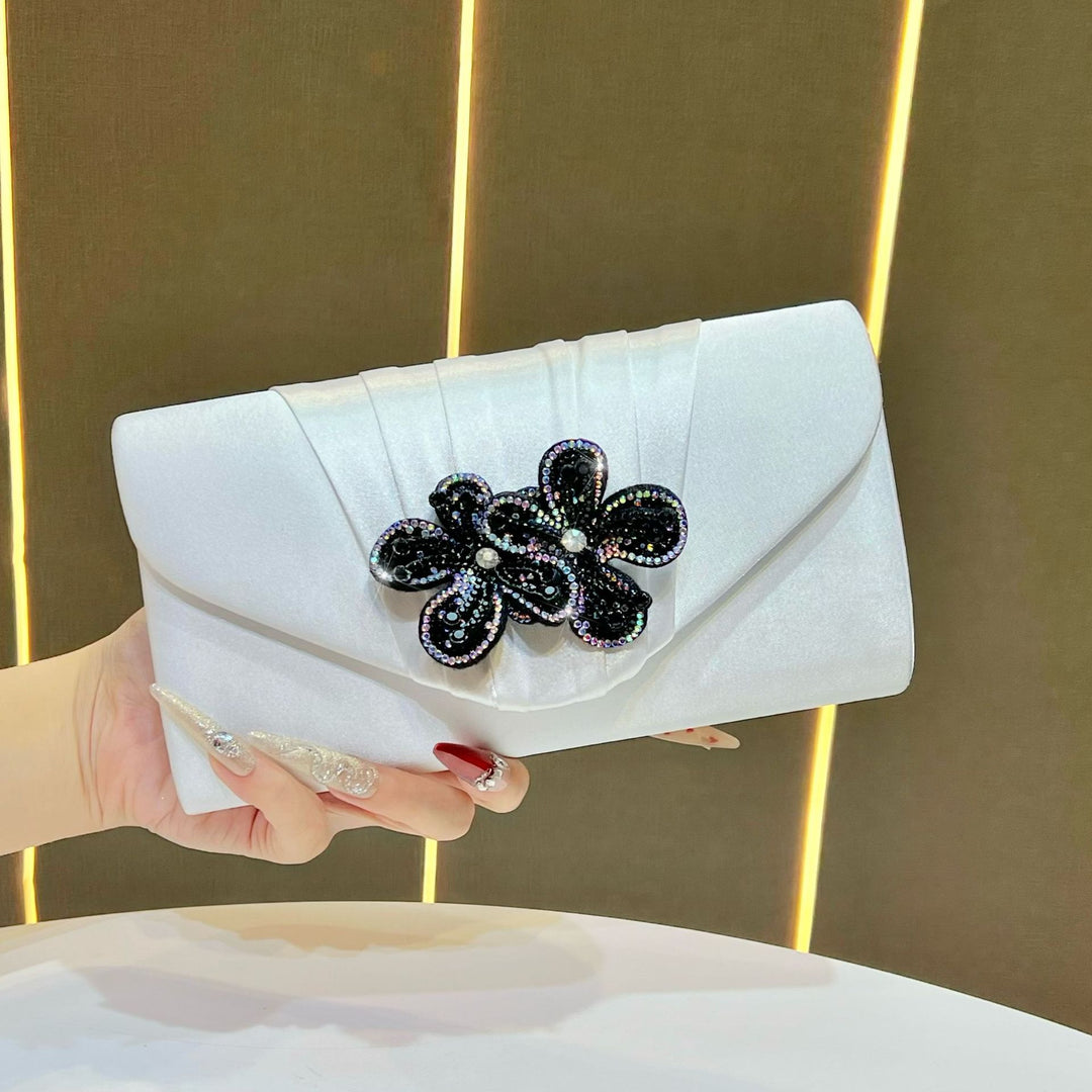 Elegante florale verzierte Clutch