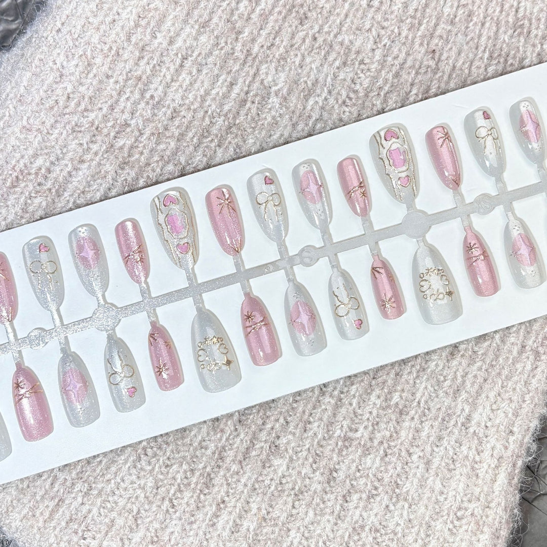 Elegantes dekoratives Nagelkunstset