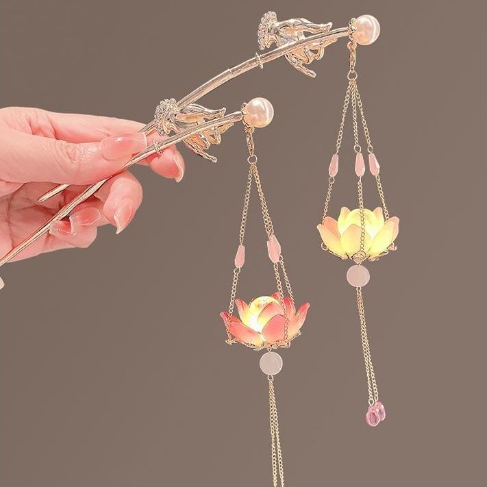 Dekorativer floraler Haarschmuck-Stick Karnz