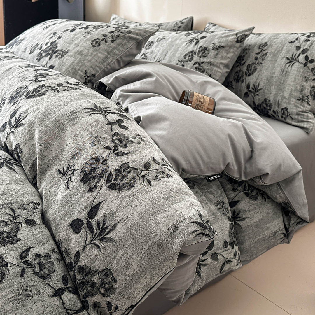 Umkehrbares bedrucktes Bettbezug-Set mit Satin-ähnlichen Kissenbezügen