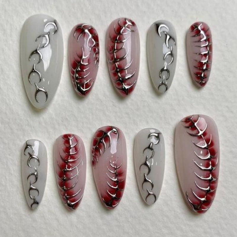 Elegante dekorative Press-On Nail Set Karnz