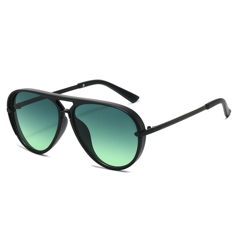 Elegante Aviator-Sonnenbrille mit goldenen Akzenten Karnz