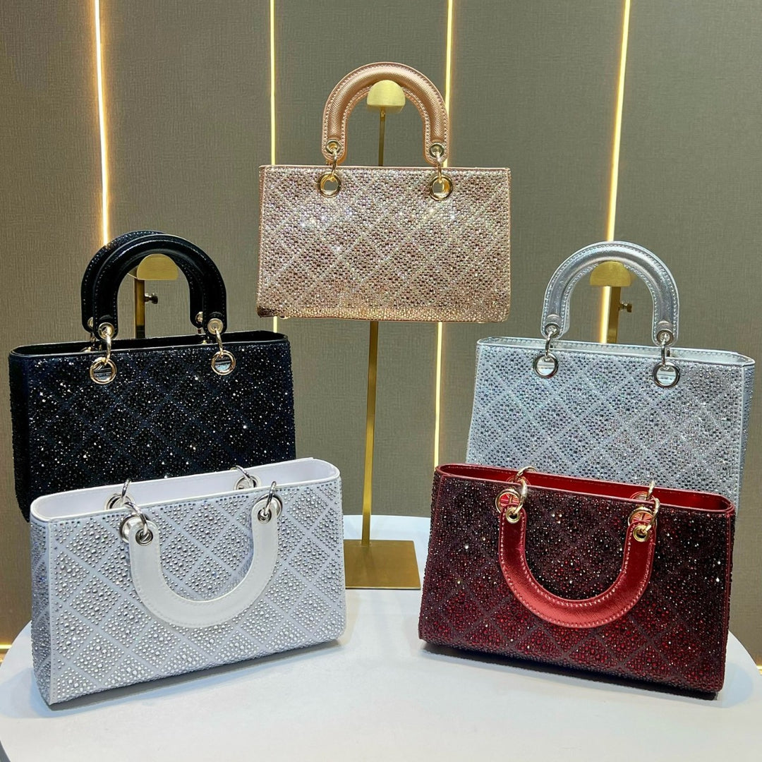 Elegante Handtasche mit Strassverzierung