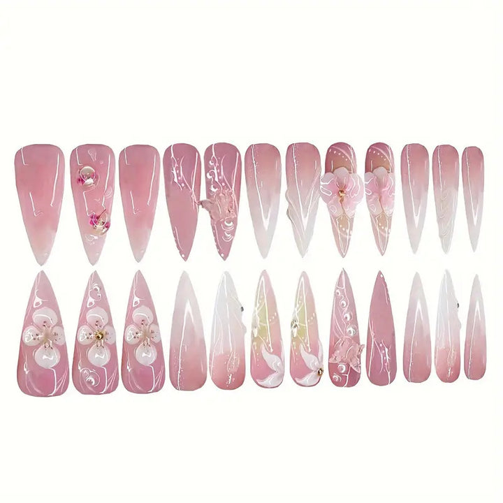 Skulptierte Blumen Press-On Nagelkunst Karnz
