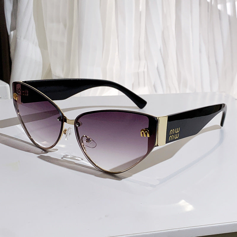 Damen Cat-Eye Sonnenbrille mit luxuriösem Rahmen und verspiegelten Gläsern Karnz