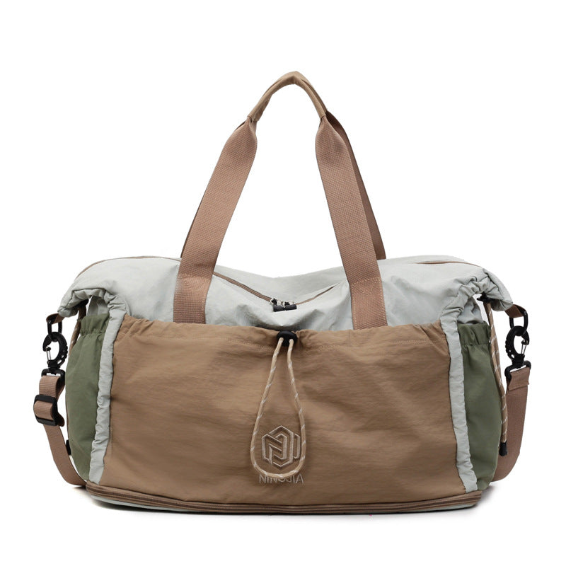 Vielseitige leichte Reisetasche