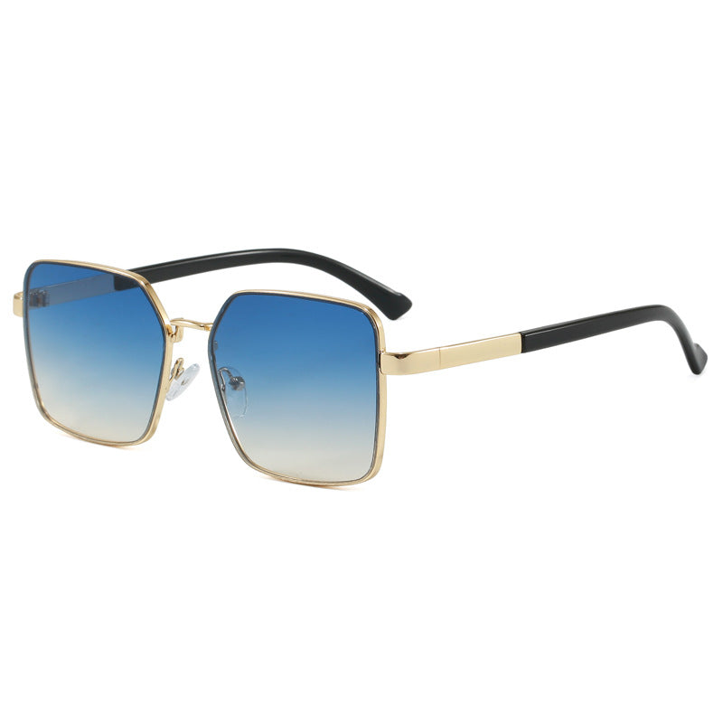 Damen modische Sonnenbrille im quadratischen Design mit gradienten Gläsern Karnz