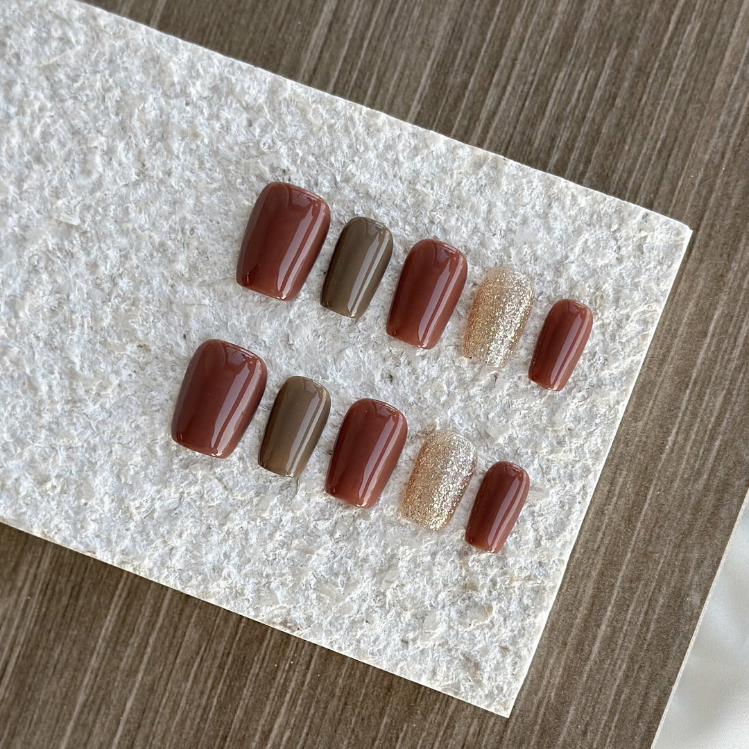 Glamouröse Press-On Nagel Set mit Multi-Textur-Finish