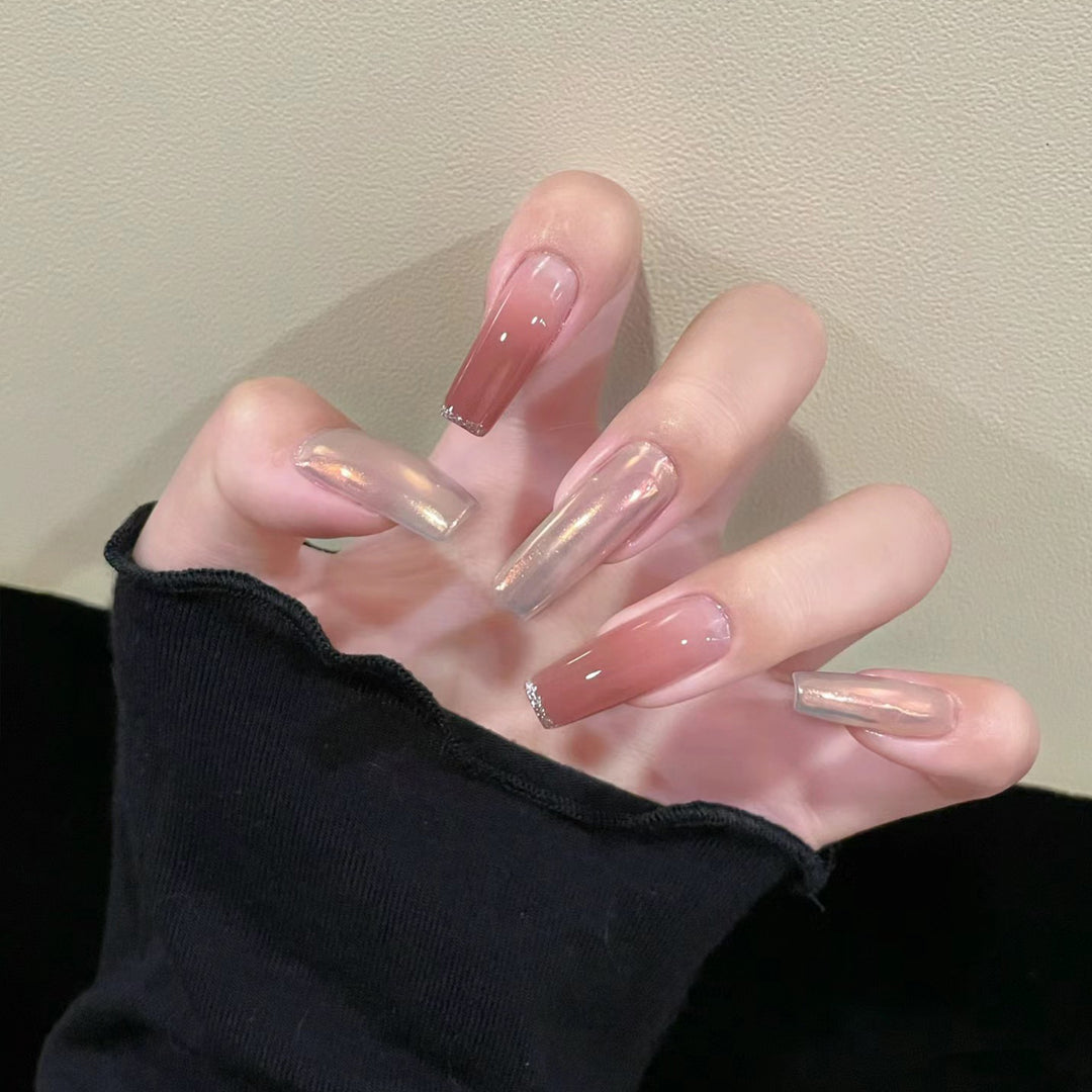 Kreatives Künstlerisches Press-On Nageldesign Karnz