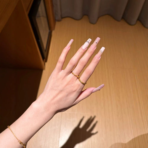 Glamorous Press-On Nagelkunst