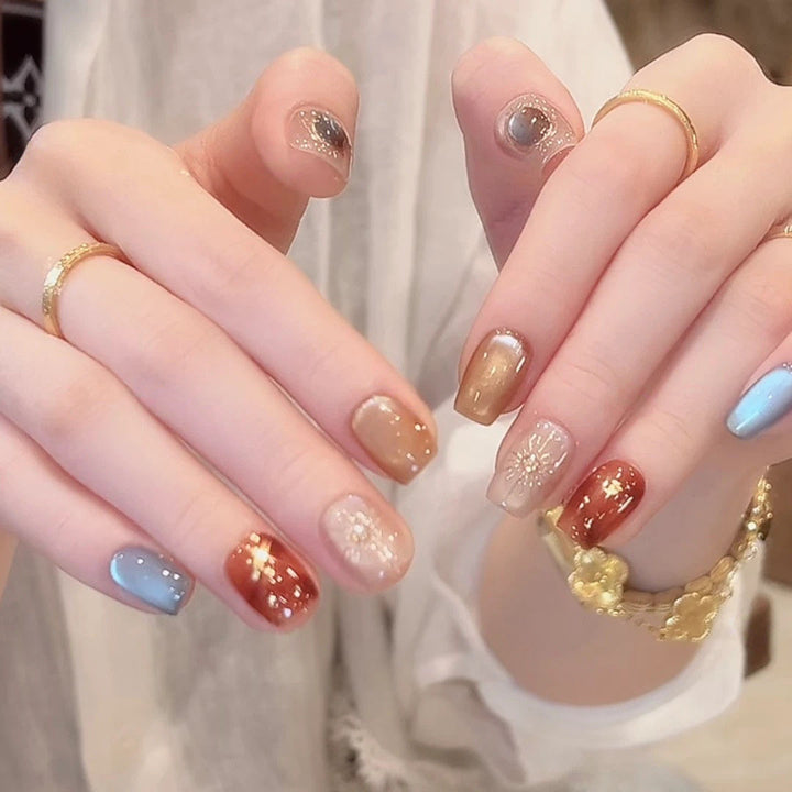 Premium Glitzernde Press-On Nagelerweiterungen Karnz