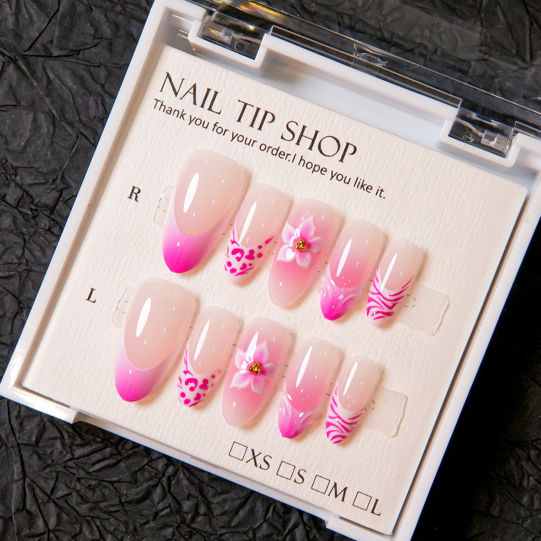 Künstlerische florale Druck-Nagelverstärkungen