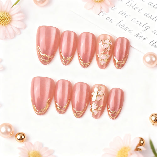 Elegantes blumeninspiriertes Press-On Nagelkunstset Karnz