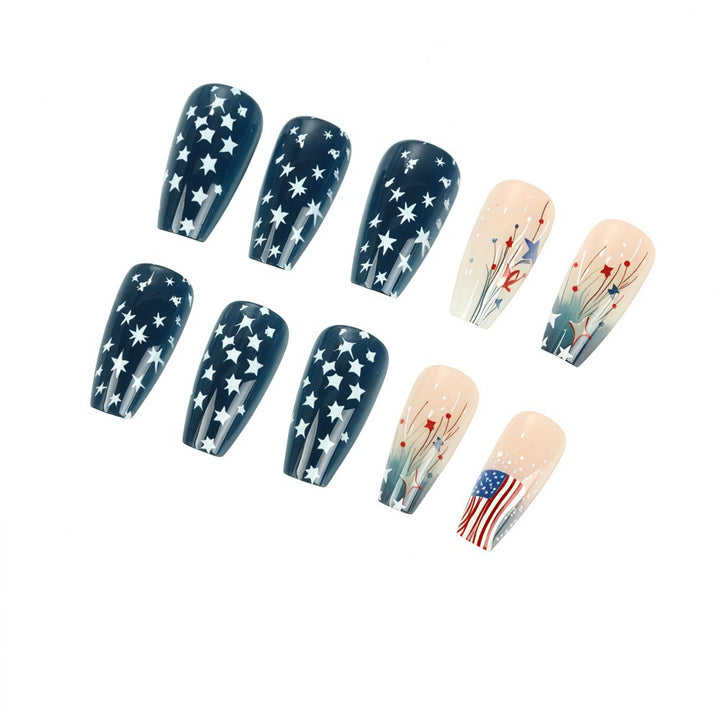 Künstlerische Nagelspitzen Karnz