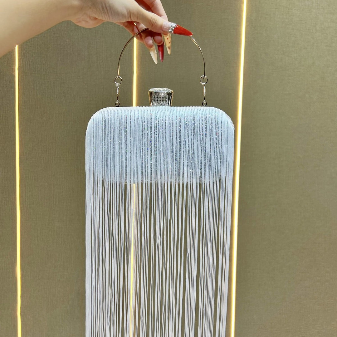 Fransen Detail Abend-Clutch