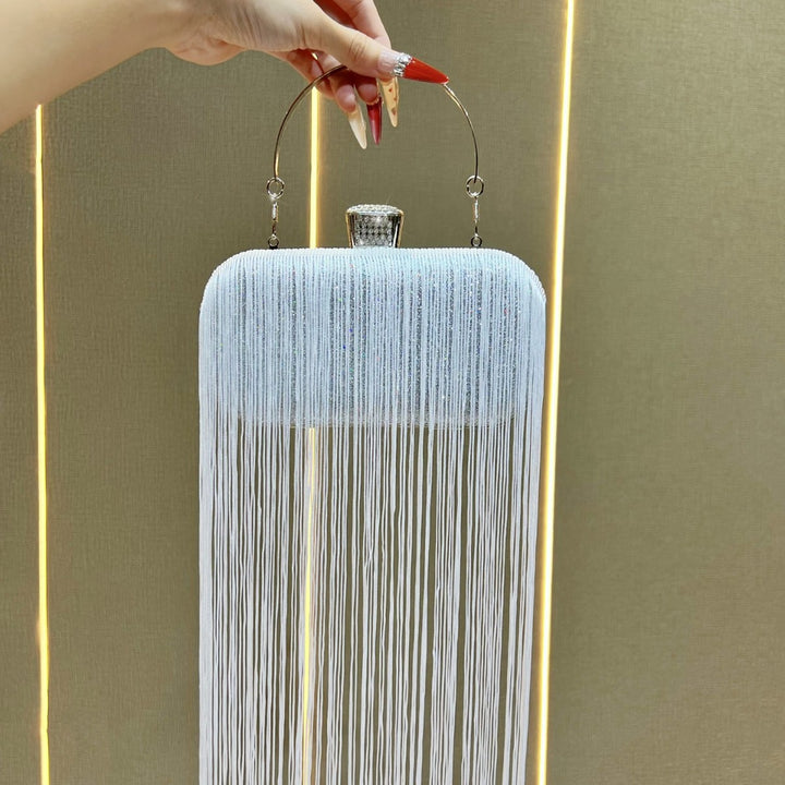 Fransen Detail Abend-Clutch