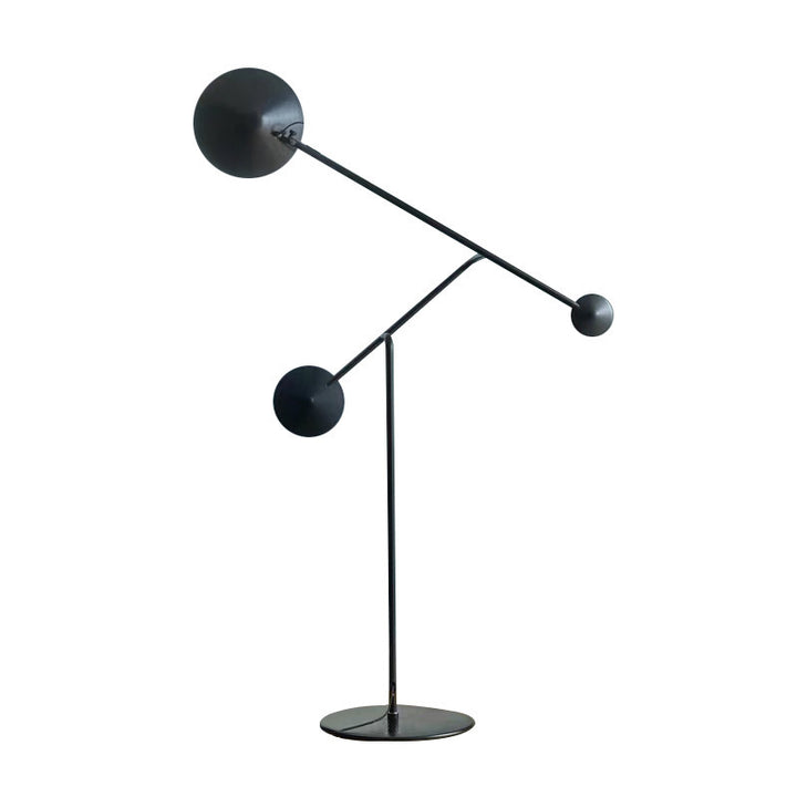 Moderne verstellbare Bogenstehlampe mit dualen Kugeln