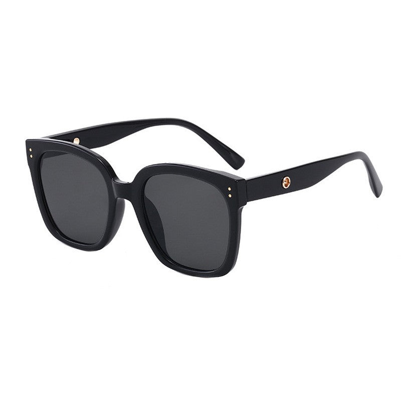 Damen modische Sonnenbrille im trendigen Design Karnz