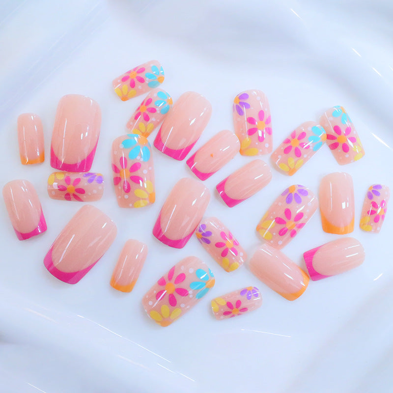 Kreatives Florales Acryl-Nageldesign Karnz