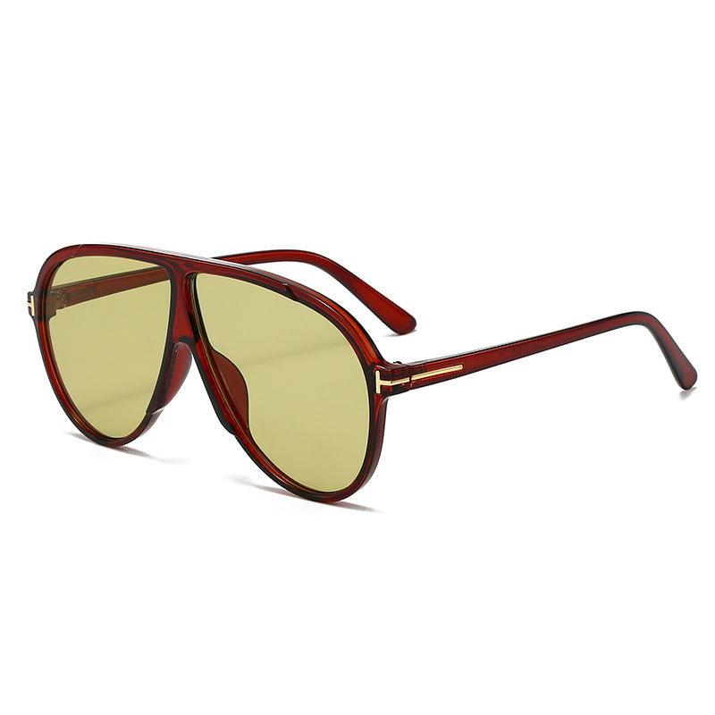 Damen große Sonnenbrille mit modernem Design und schützenden Gläsern Karnz