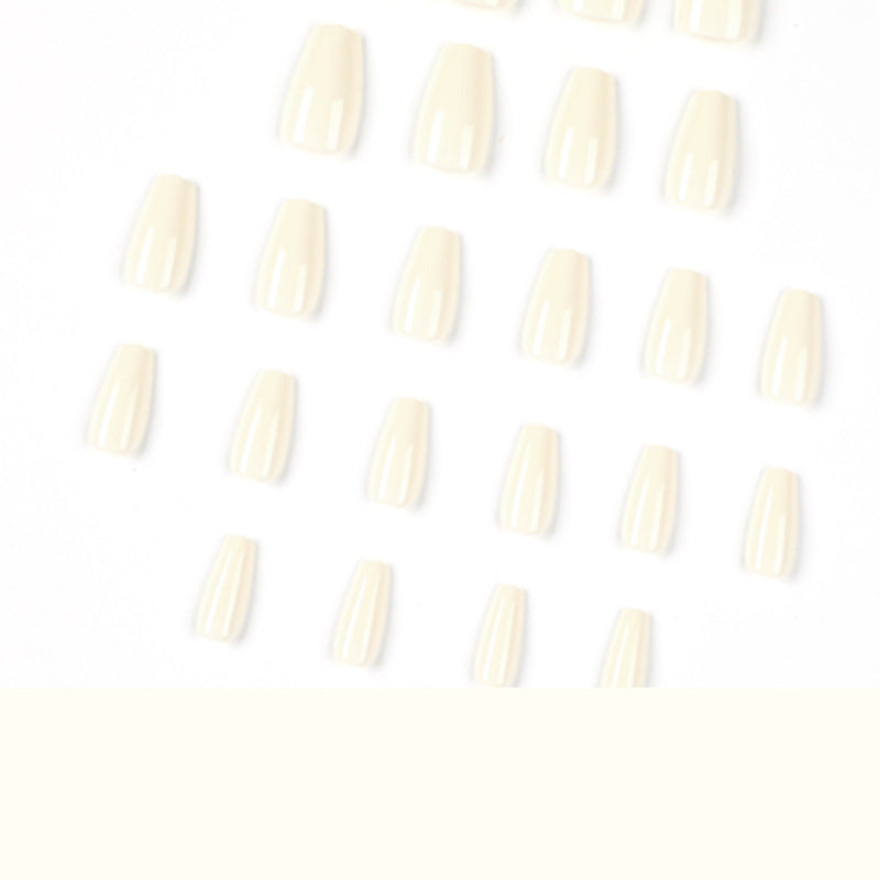 Elegante Nagelkunst Karnz