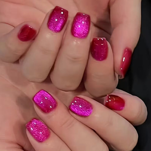 Glänzendes kurzes Press-On-Nagel-Set mit strahlendem Finish Karnz
