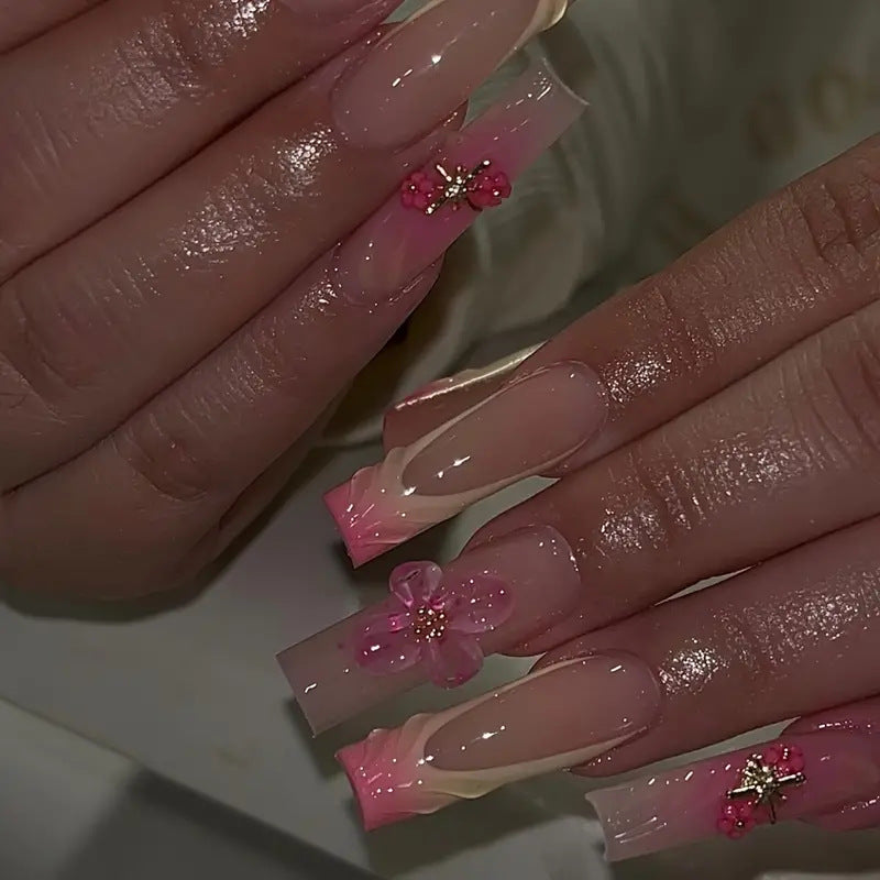 Dekorative 3D Floral Acryl Nagelverzierungen Karnz