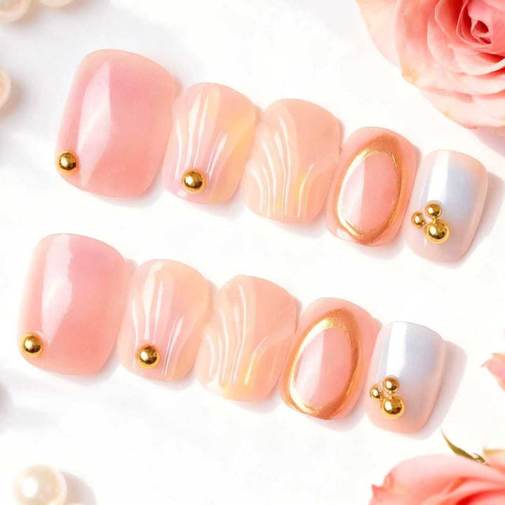 Elegantes dekoratives Press-On-Nagelkunst-Set Karnz