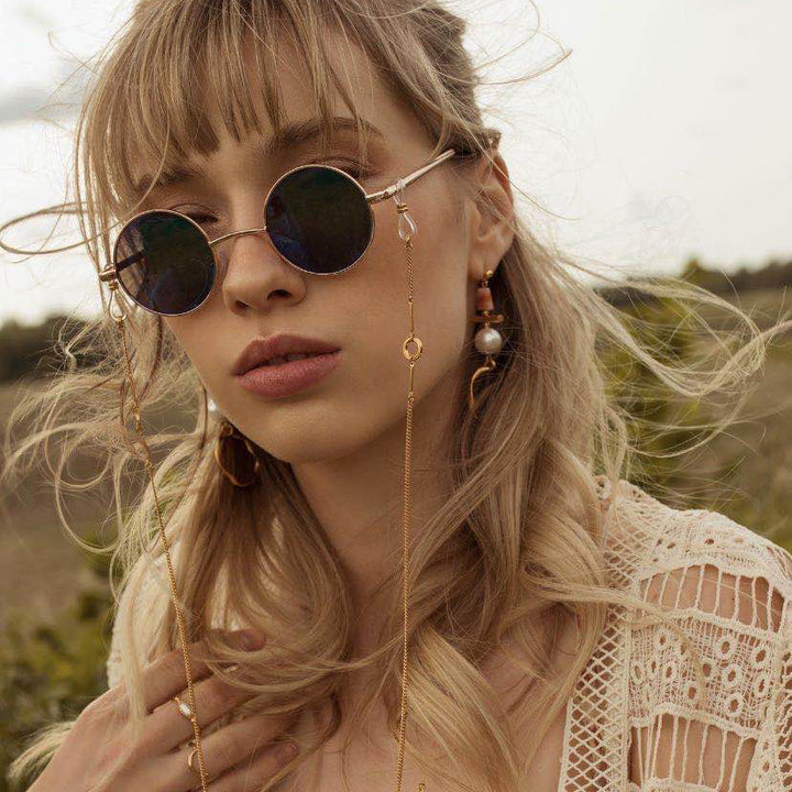 Elegante Kette mit Geometrischen Details Karnz