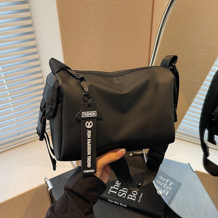 Elegante Mehrzweck-Schultertasche Karnz