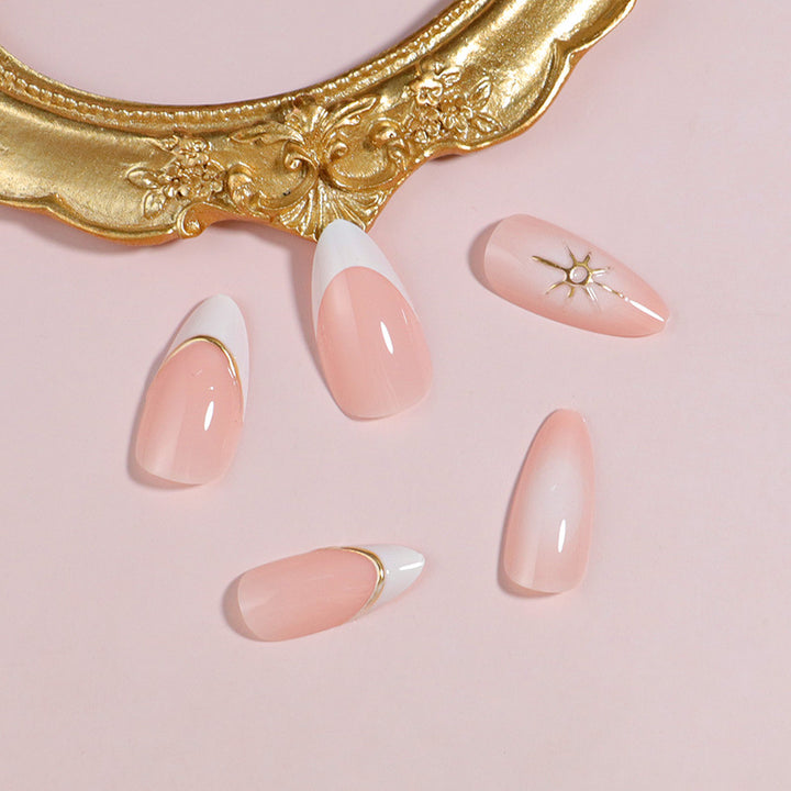Premium Press-On Nail Set mit dekorativen Akzenten Karnz