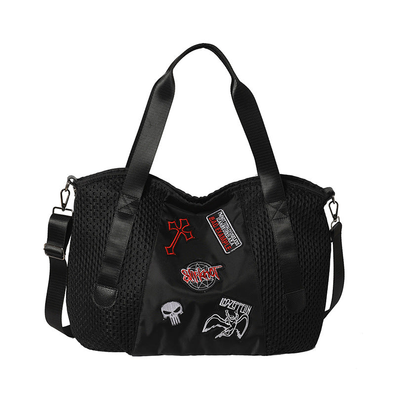 Modebewusste Tasche mit Texturdetails