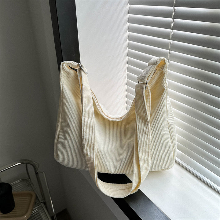 Moderne Hobo Schultertasche Karnz