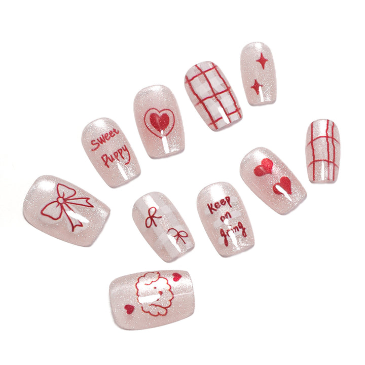 Künstliche Nagelkunst mit niedlichen Motiven Karnz