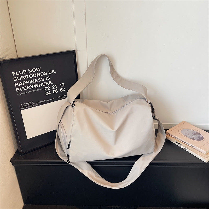 Vielseitige ganzjährige Reisetasche