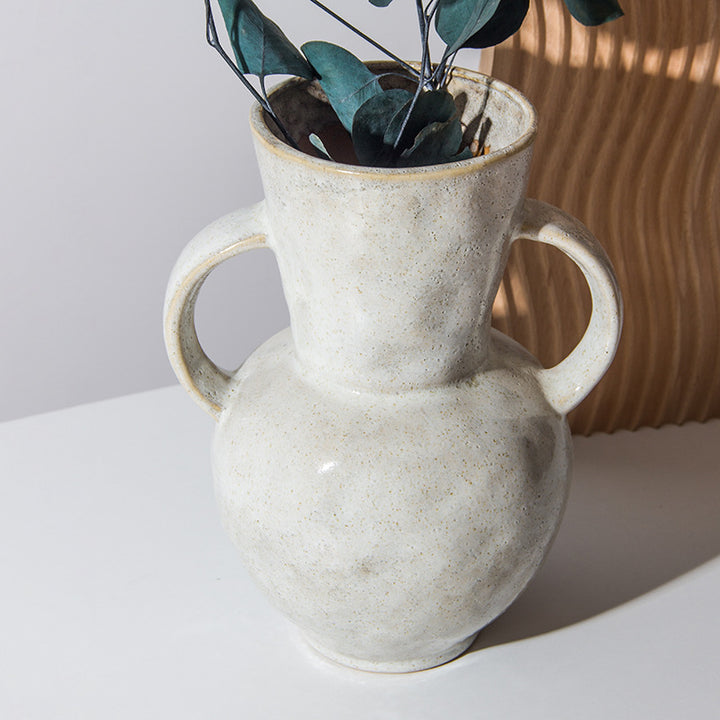 Handgefertigte dekorative Keramikvase
