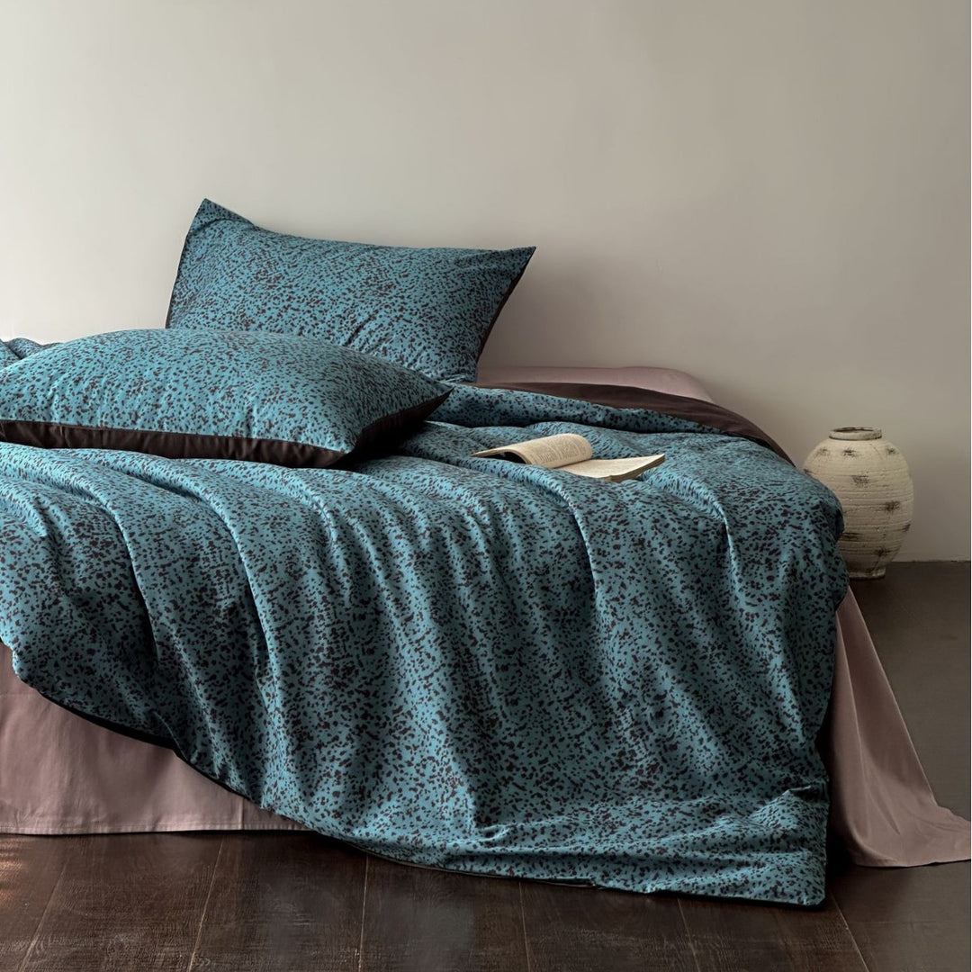 Atmungsaktives Baumwoll-Percale Wendebettbezug-Set mit Mini-Sprenkel-Druck und verdecktem Knopfverschluss