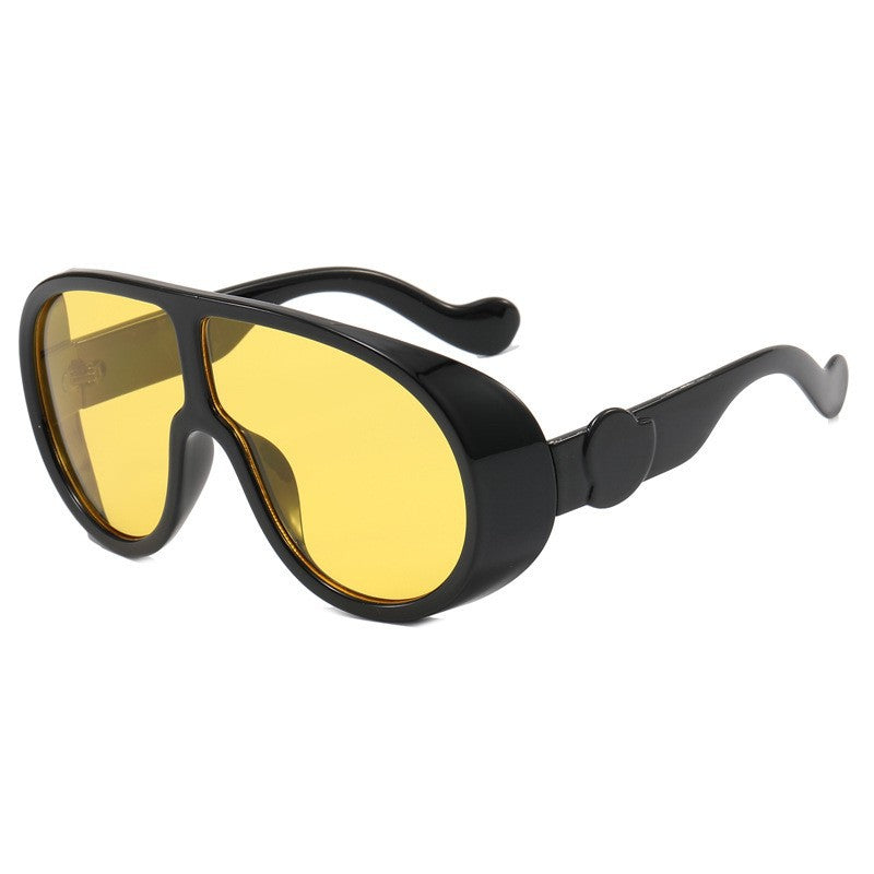 Damen Sportliche Oversized Sonnenbrille mit innovativem Design Karnz