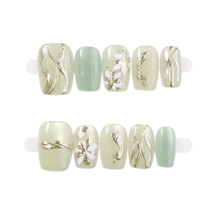 Elegantes dekoratives Press-On-Nagelset Karnz