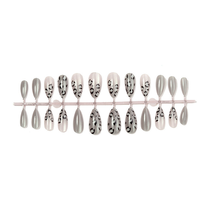 Kreatives Leoparden-Design Kunstnagelset Karnz