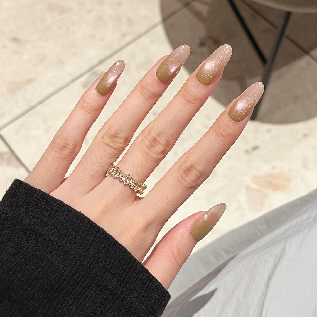 Glamouröse Ombre Press-On Nagelverlängerungen Karnz