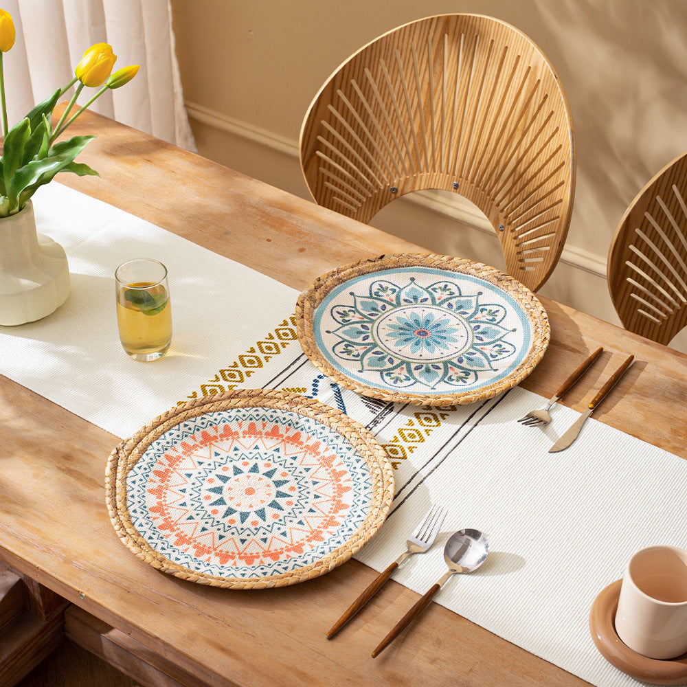 Rundes gewebtes Tischset aus Jute mit Mandala-Baumwollauflage Karnz