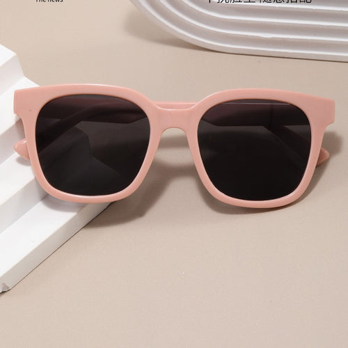 Damen Sonnenbrille mit modernem, eckigem Kunststoffrahmen Karnz