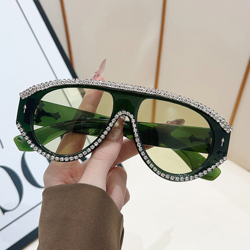 Luxuriöse Übergroße Strasssonnenbrille Karnz
