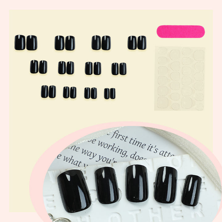 Elegante glänzende Press-On Nagelset Karnz