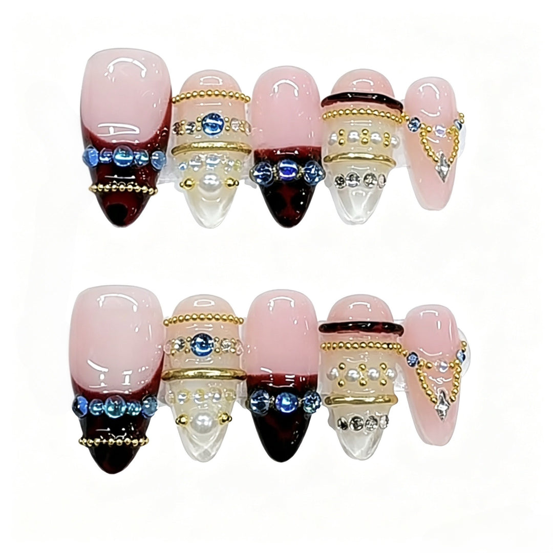 Glamourös Dekoratives Press-On Nageldesign Karnz