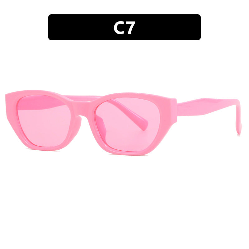 Damen futuristische Cat-Eye Sonnenbrille mit transparentem Rahmen und komfortablem UV-Schutz Karnz