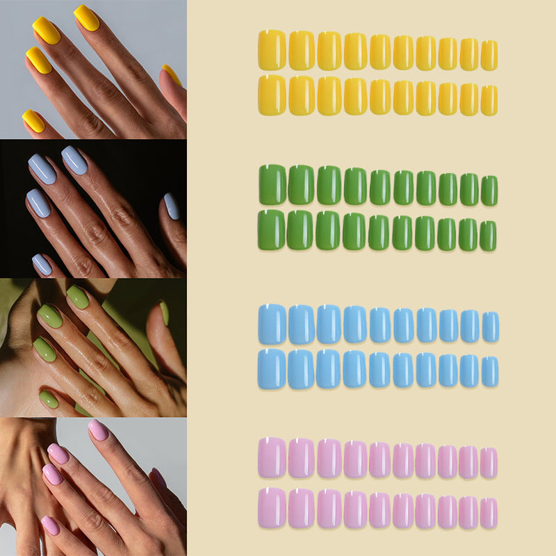 Glänzendes Press-On-Nagelset mit kreativen bunten Stilen Karnz