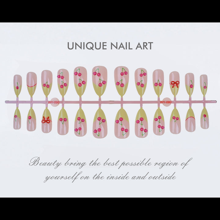 Natürlicher Floral Press-On Nagelset Karnz