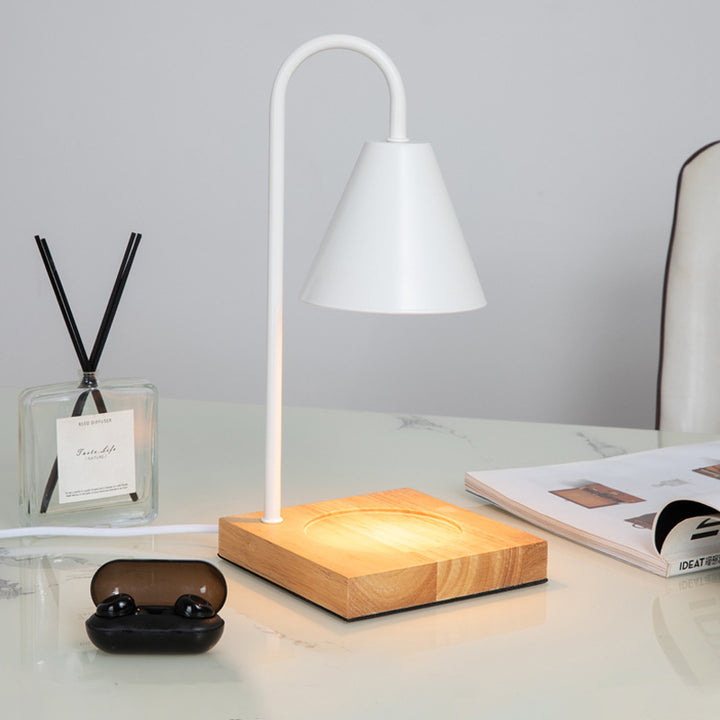Minimalistische Tischlampe